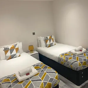 Apartment Vibrant 2 Bedroom - Bhx Airport